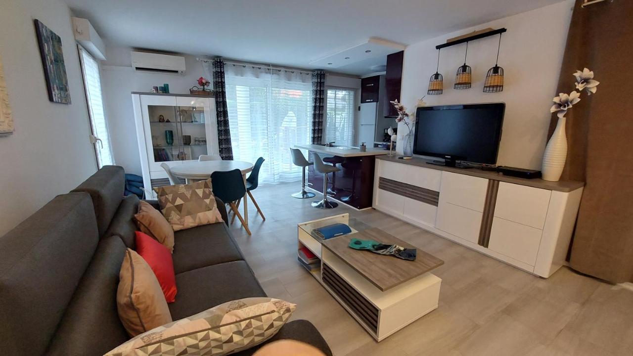 Charmant Appartement Residentiel Avec Terrasse, Jardin Privatif Et Piscine A Cannes คานส์ ภายนอก รูปภาพ