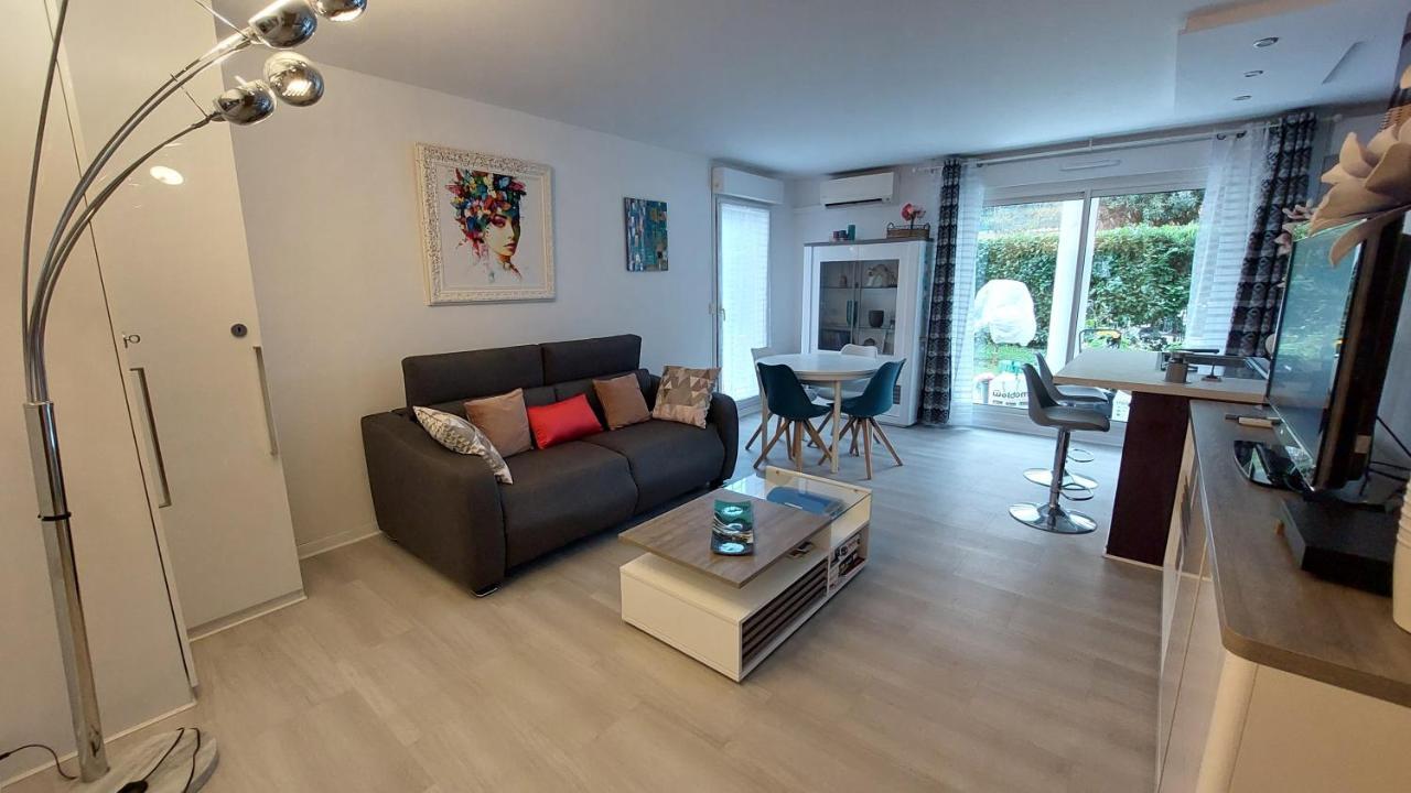 Charmant Appartement Residentiel Avec Terrasse, Jardin Privatif Et Piscine A Cannes คานส์ ภายนอก รูปภาพ