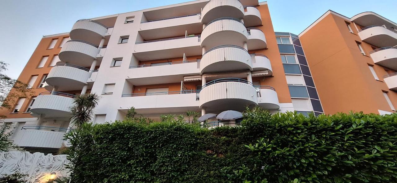 Charmant Appartement Residentiel Avec Terrasse, Jardin Privatif Et Piscine A Cannes คานส์ ภายนอก รูปภาพ